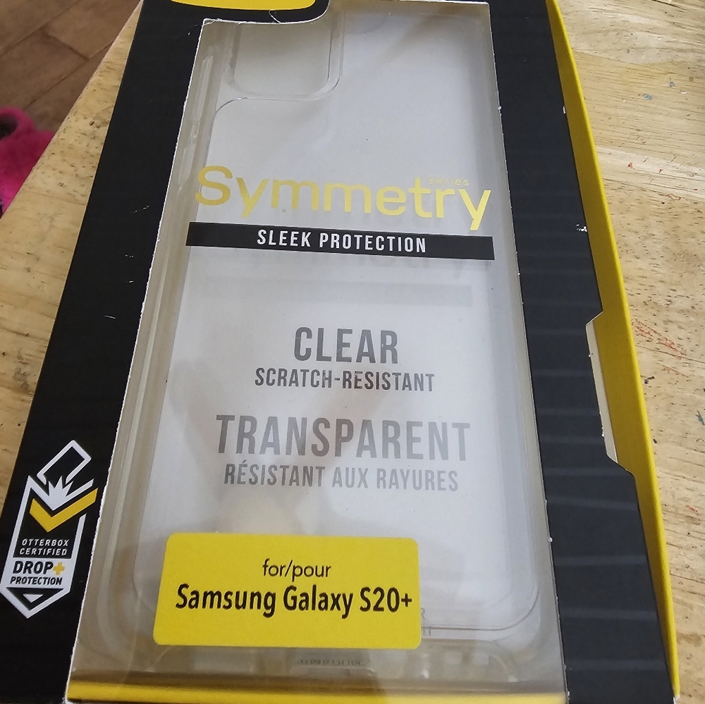 New Otter box clear case/ Samsung Galaxy S20+ / 5G compatible